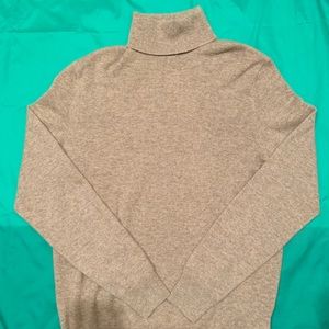 Cashmere turtleneck 100% cashmere worn once